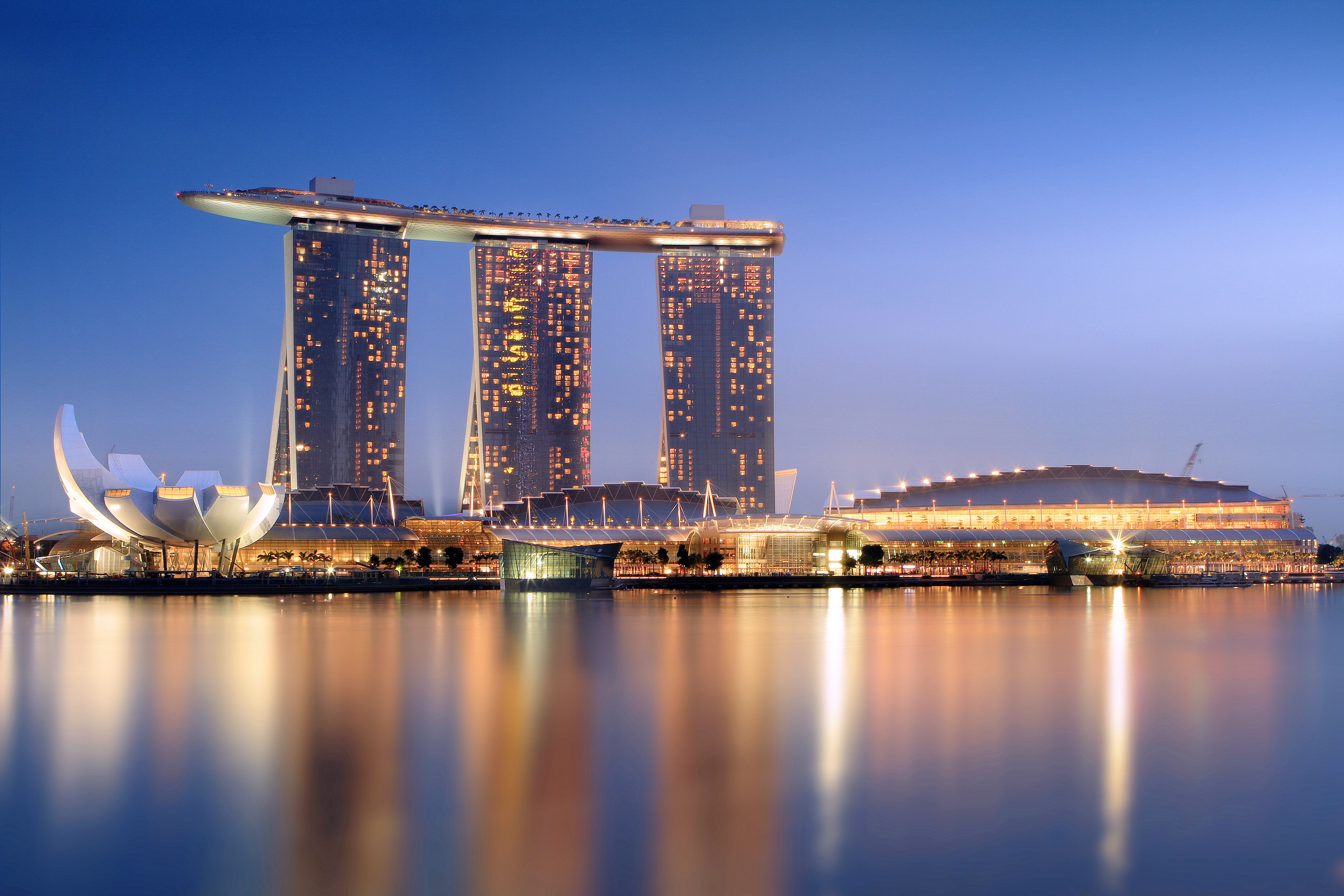 Marina Bay Sands Singapore in the evening